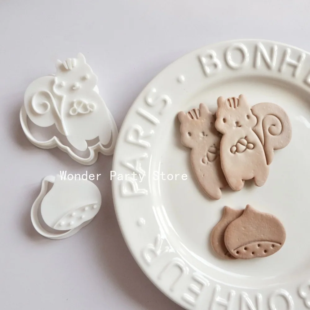 Cartoon Squirrel Chestnut Butter Cookie Cutter Mold Cute Animal Fondant Cake Decorating Tools Biscuit Press Stamp Baking Tool