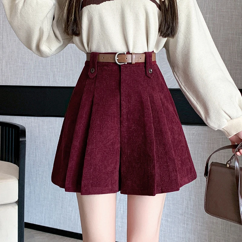 Seoulish Vintage Women's Corduroy A-line Shorts 2025 Autumn Winter Solid Color High Waist Pockets Pleated Shorts for Women
