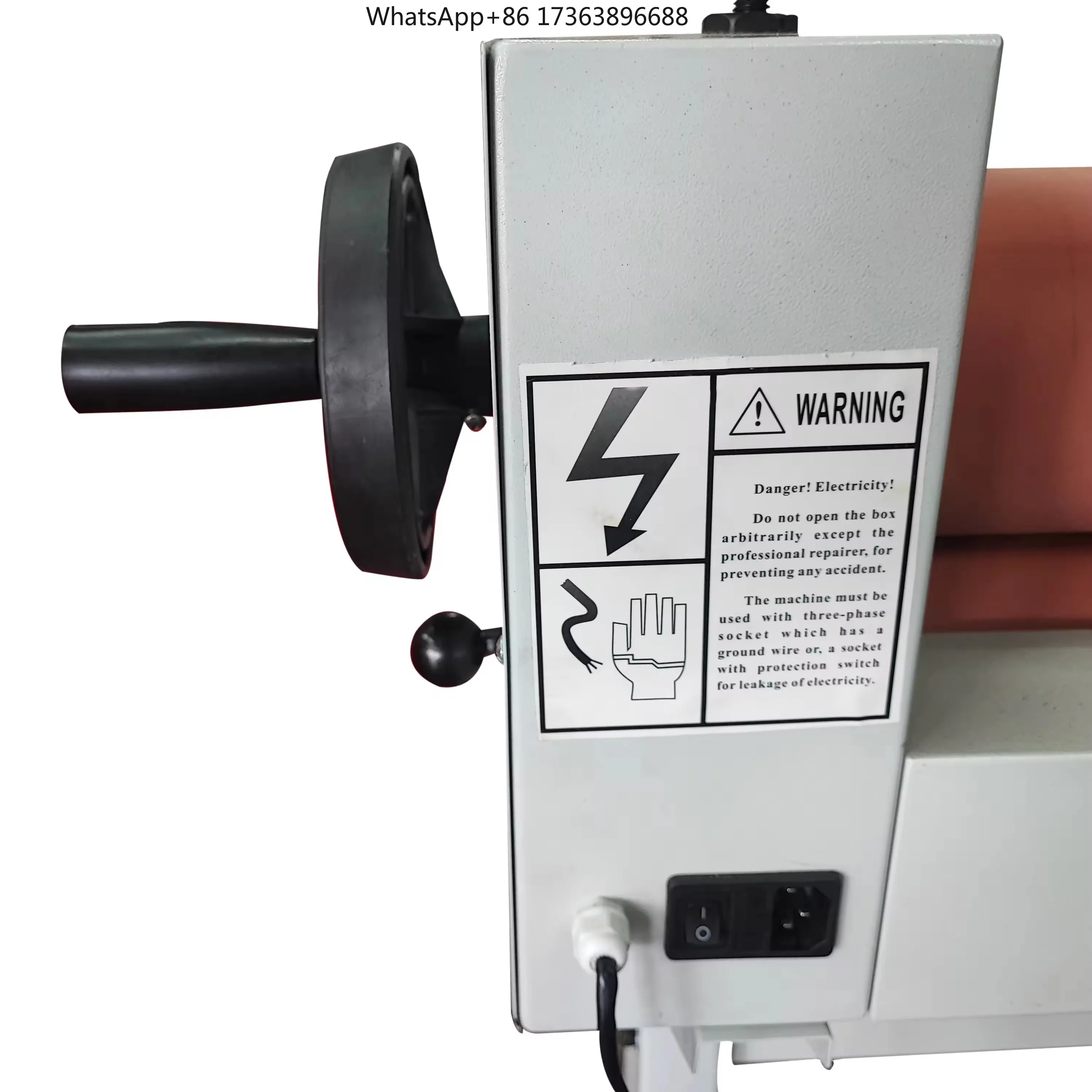 1300mm Automatic Electric A3/A4/A5 Cold Roll Laminator with AC110V/220V Compatibility for Photo Paper & Plastic