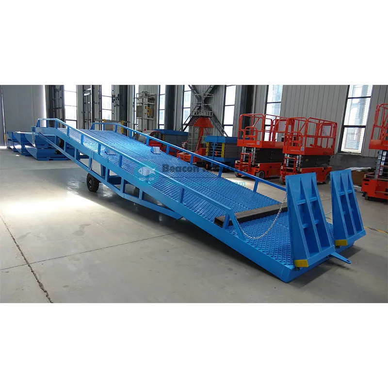 Forklift Truck Container Mobile Loading Yard Ramp Hydraulic Dock Ramp with Adjustable Height Legs