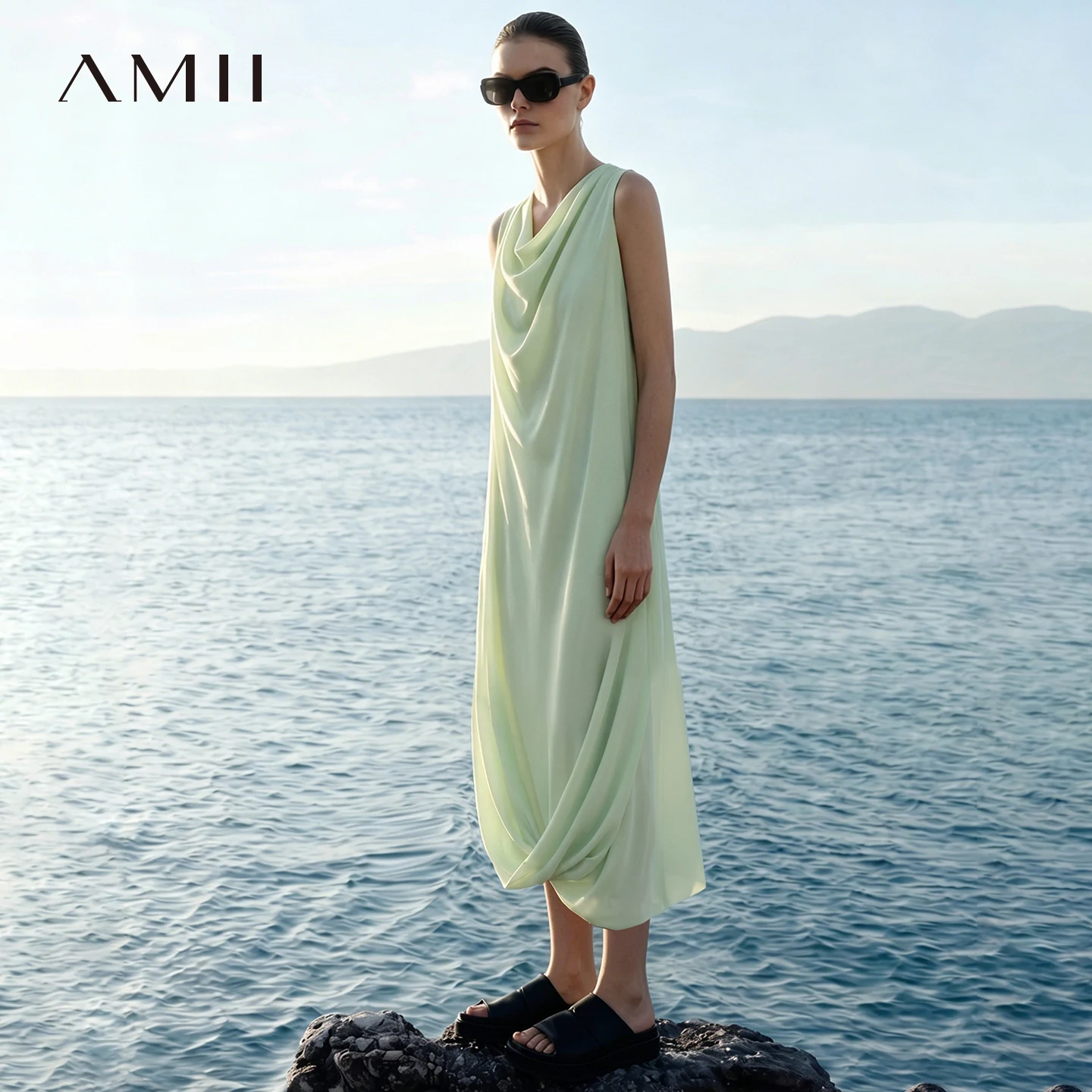 Amii Ärmellose Damen Freizeitkleider 2026 Sommer Neu Locker Sitzendes Chiffon Elegantes Wasserfallkragen Büro Langes Kleid für Damen 12642046