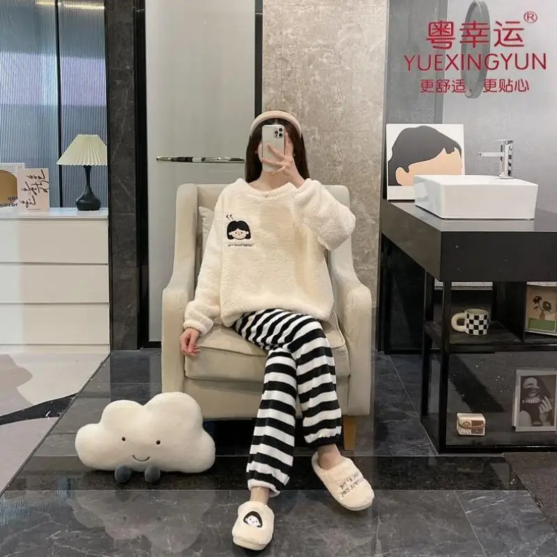 

Kawaii пижамный комплект для девочек, осенне-зимний женский пижамный комплект из кораллового флиса, которую можно носить в качестве верхней одежды, милая одежда для сна, сохраняющая тепло, домашняя одежда с героями мультфильмов