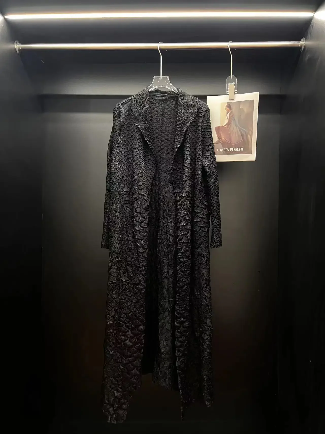 Miyake 2023 Zomer Nieuwe Mode Casual Peplum Ontwerp Gewaad Kleding Effen Kleur Geplooide Lange Mouw Vest Vrouwen Jurken