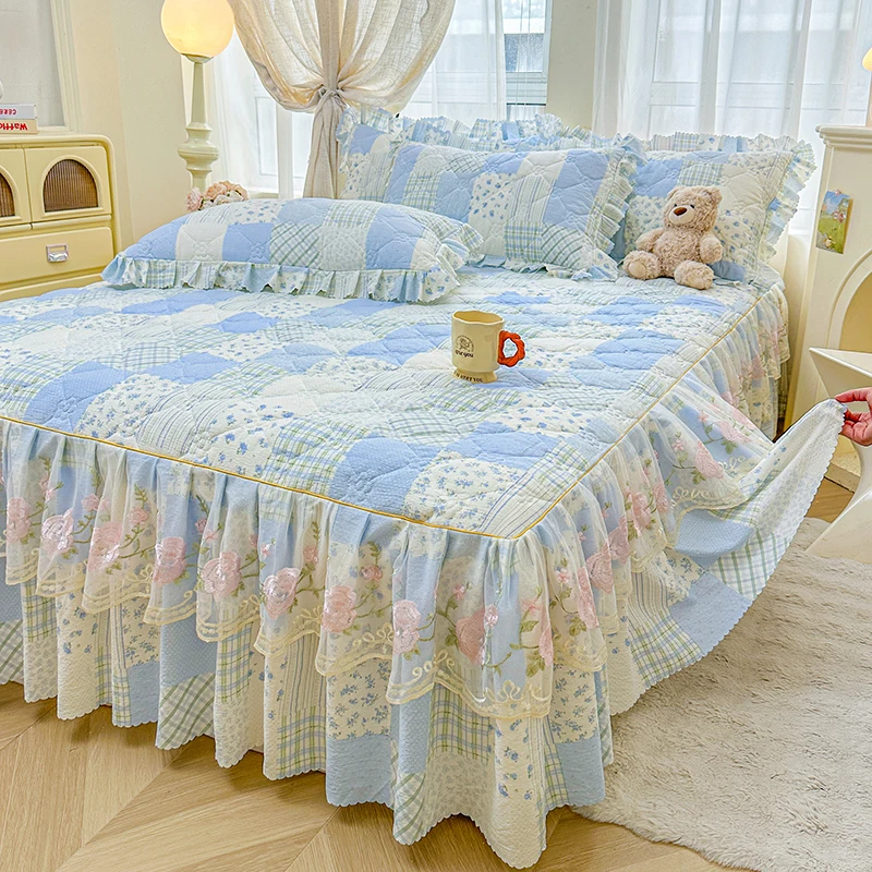 

Missdeer 1pc Quilted Bed Skirt Soft Printed Bedspread Ruffles Bed Linen with Elastic Band Home Bed Cover 침대 스커트 (No Pillowcase)