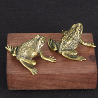 Pure Copper Frog Toad Statue Ornaments Desktop Antique Brass Tea Pet Collection Home Decoration for Living Room Animal Figurines