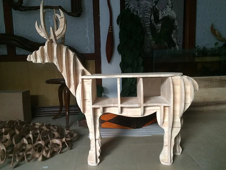 Wood Crafts Cartoon Deer Shaped Bookshelf Sculpture Home Decoration Bookstore Kindergarten