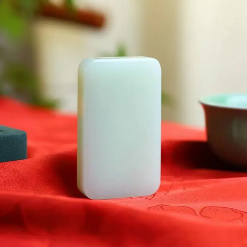 

Hetian старый русский материал, амулет мира, кулон, овца, жирный класс, белый нефрит, ожерелье без имеет значение