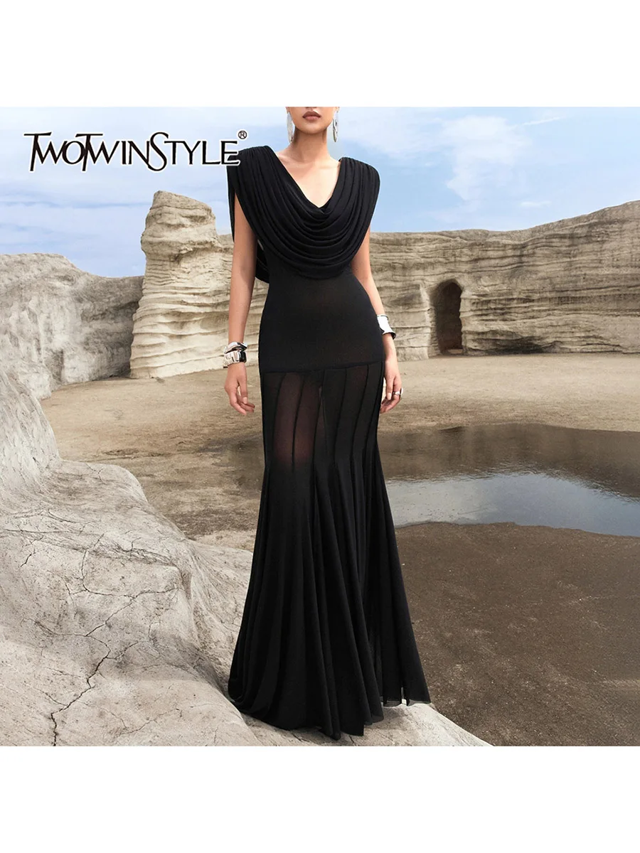

TWOTWINSTYLE Solid Spliced Folds Minimalist Dress for Women V Neck Sleeveless High Waist Long Dresses Female Spring Clothing New