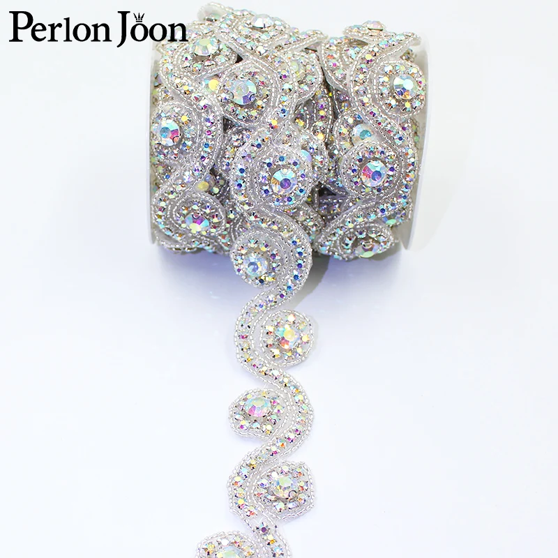 1 Yard S Shap Round Hot Fix Handmade Crystal Chain DIY Sewing on Bridal Rhinestone Trim for Wedding Dress Belt Accessories WH042