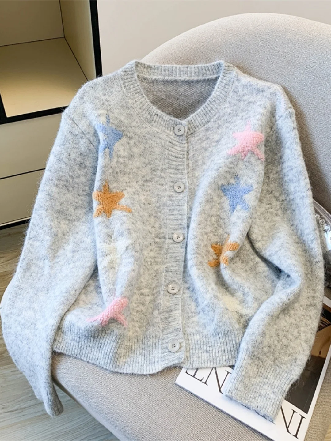 

Осенне-зимний вязаный свитер с вышивкой в виде медведя, из высококачественного вельвета, в корейском стиле...