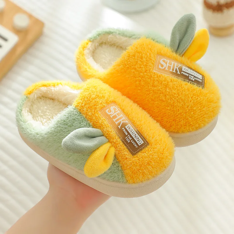 Children's Autumn and Winter Soft Bottom Plus Velvet Thickening Anti-slip Fashion Cartoon Boys and Girls Plush Cotton Slippers