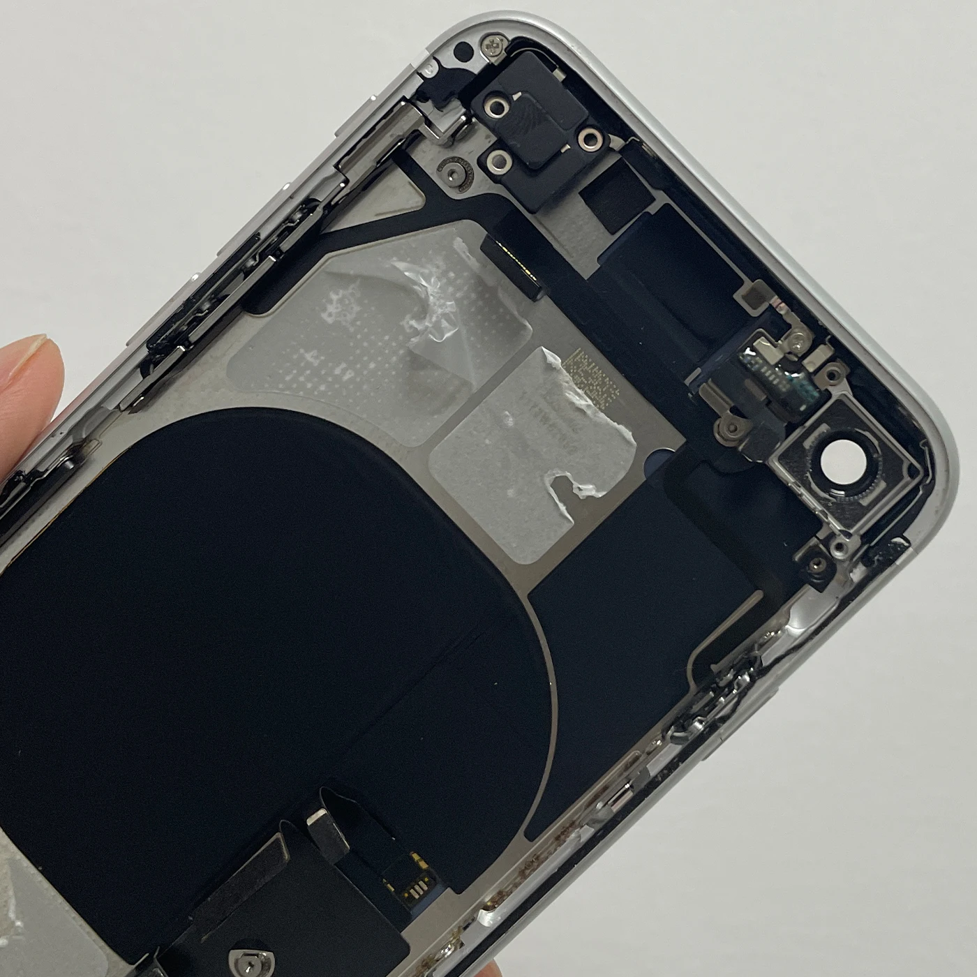 95% New Back Housing full assembly for iPhone SE 2020/2022 Cover Chassis With Flex Cable Glass iphone 8 Frame Parts Replacement