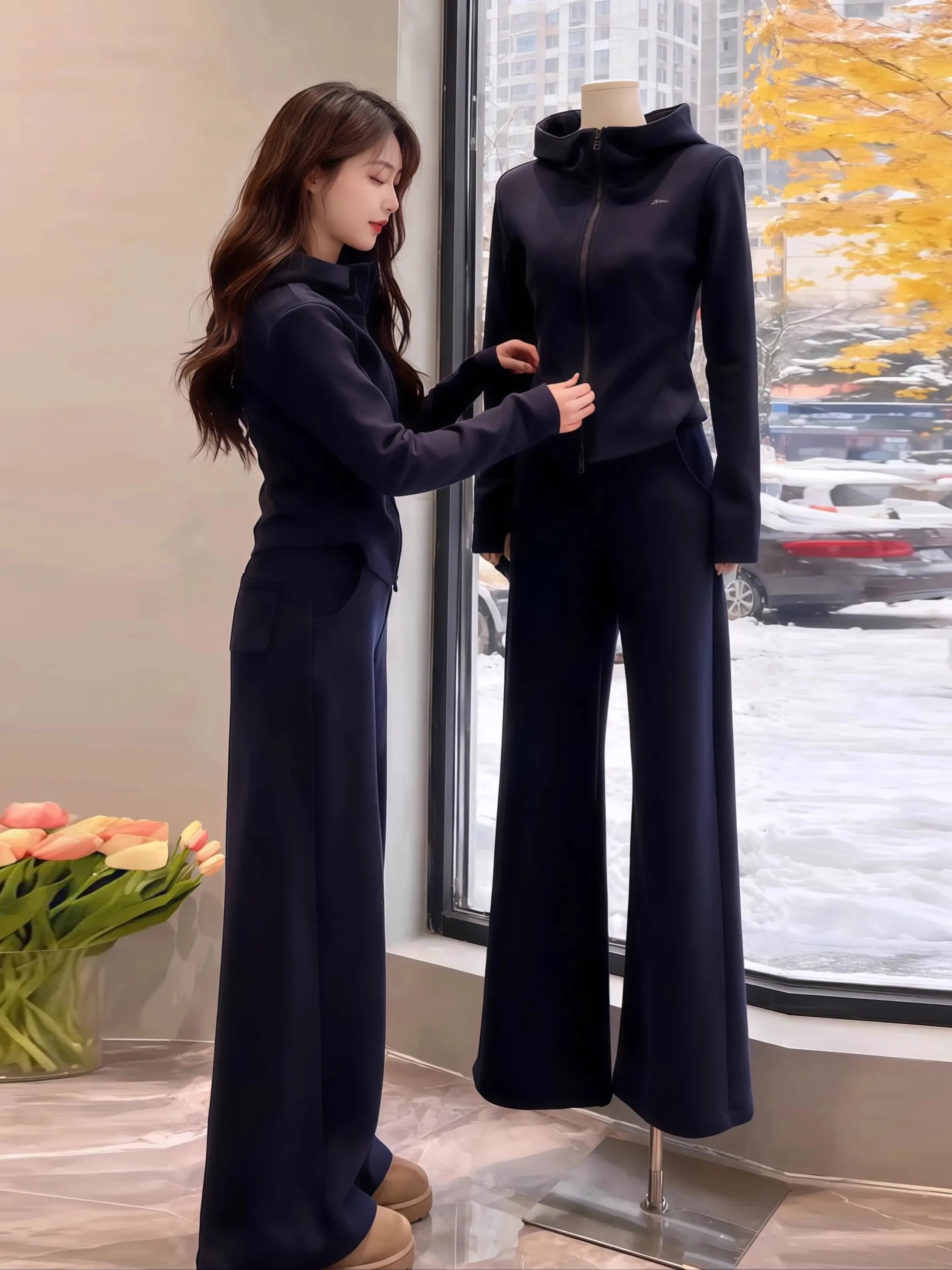 

La Chapelle Sli Casual Sportswear Set for Women Blue Fce Lined Hoodie Long Sve Zipper Closure Long Pants Autumn Winter