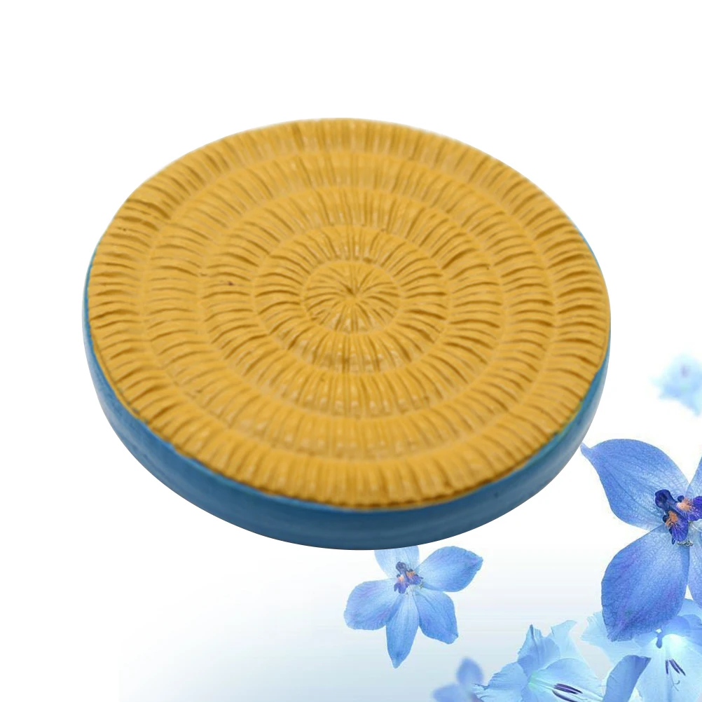 

Premium Resin Round Cushion Decorative Ornament Anime Style Dollhouse Gift Set Cute Miniature Room Accessories Cartoon