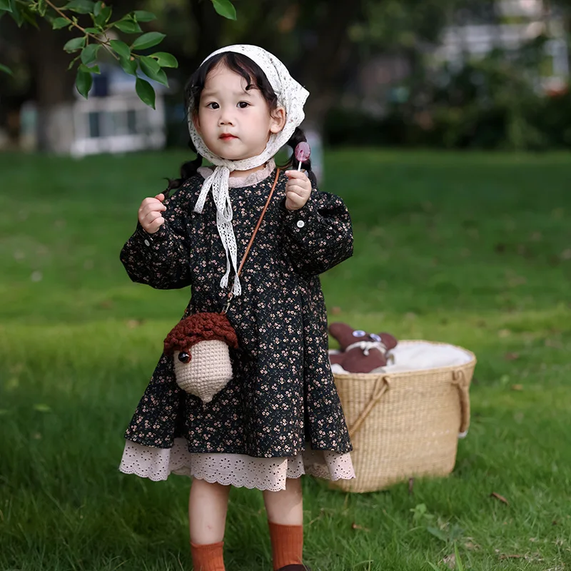 小さな女の子と男の子のためのニットのミニショルダーバッグ,かわいいキノコのバケットの財布,漫画の織りバッグ,幼児のアクセサリー,クリスマスプレゼント