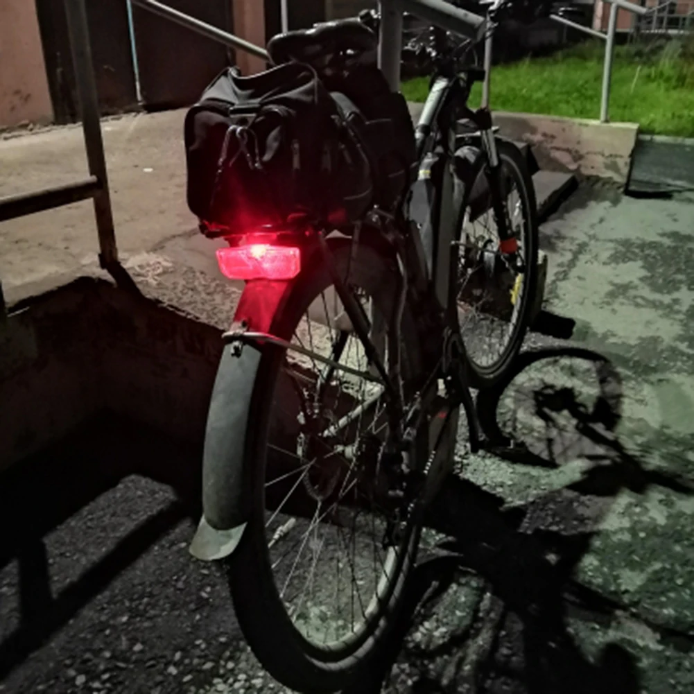 Bicycle Luggage Carrier Rack Lamp MTB Rear Shelf Cycling Seatpost Tail Light Bicycle Rear Seat Reflective Taillight