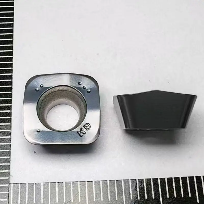 SOMT140520 SOMT100420ER GM Inserto per fresatura in metallo duro Utensile per tornio da taglio CNC in carburo cementato di alta qualità