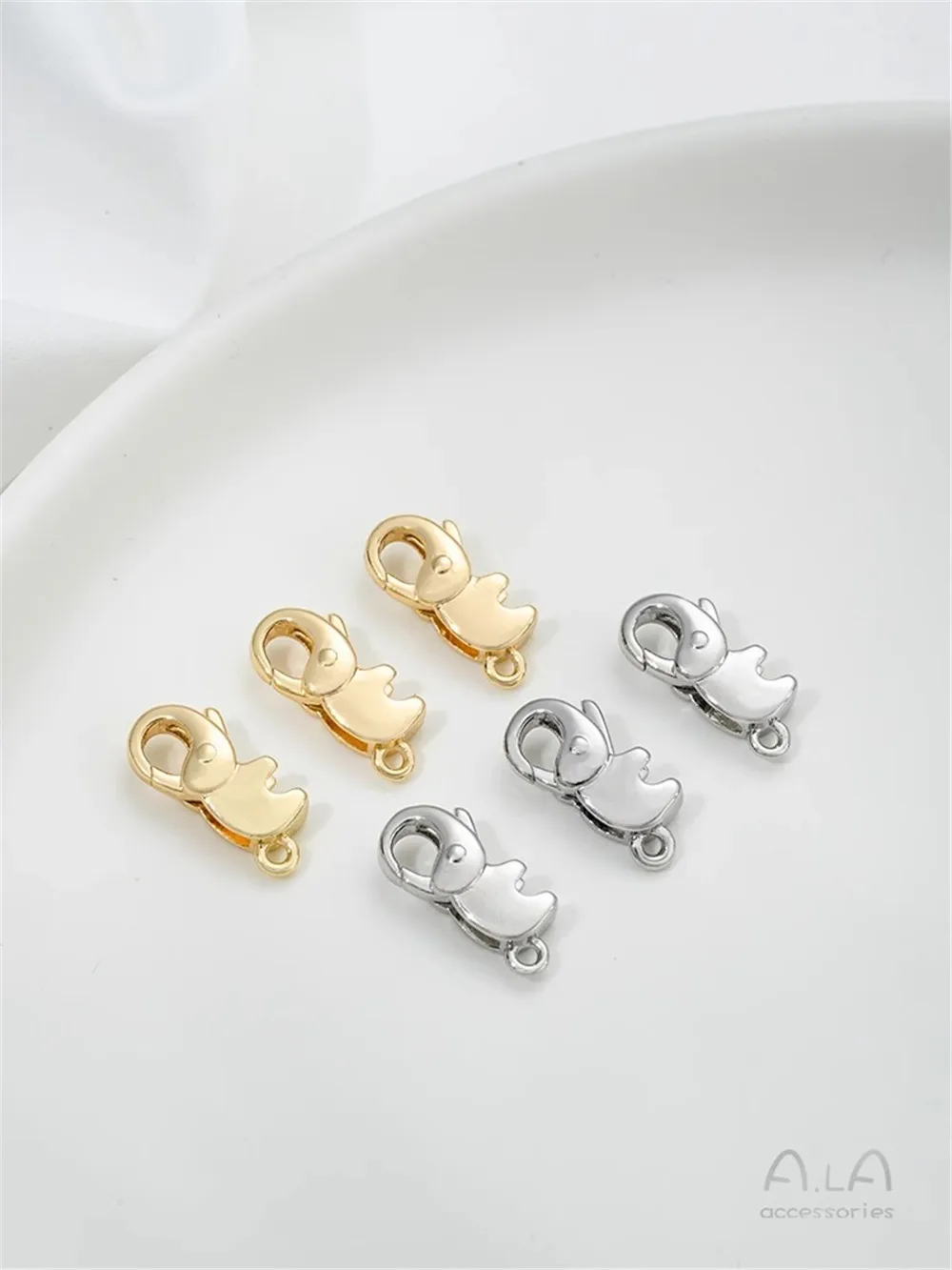 14K Gold-wrapped Baby Elephant Lobster Buckle Large Pictographic Spring Buckle Accessories DIY Handmade Jewelry Buckle Material