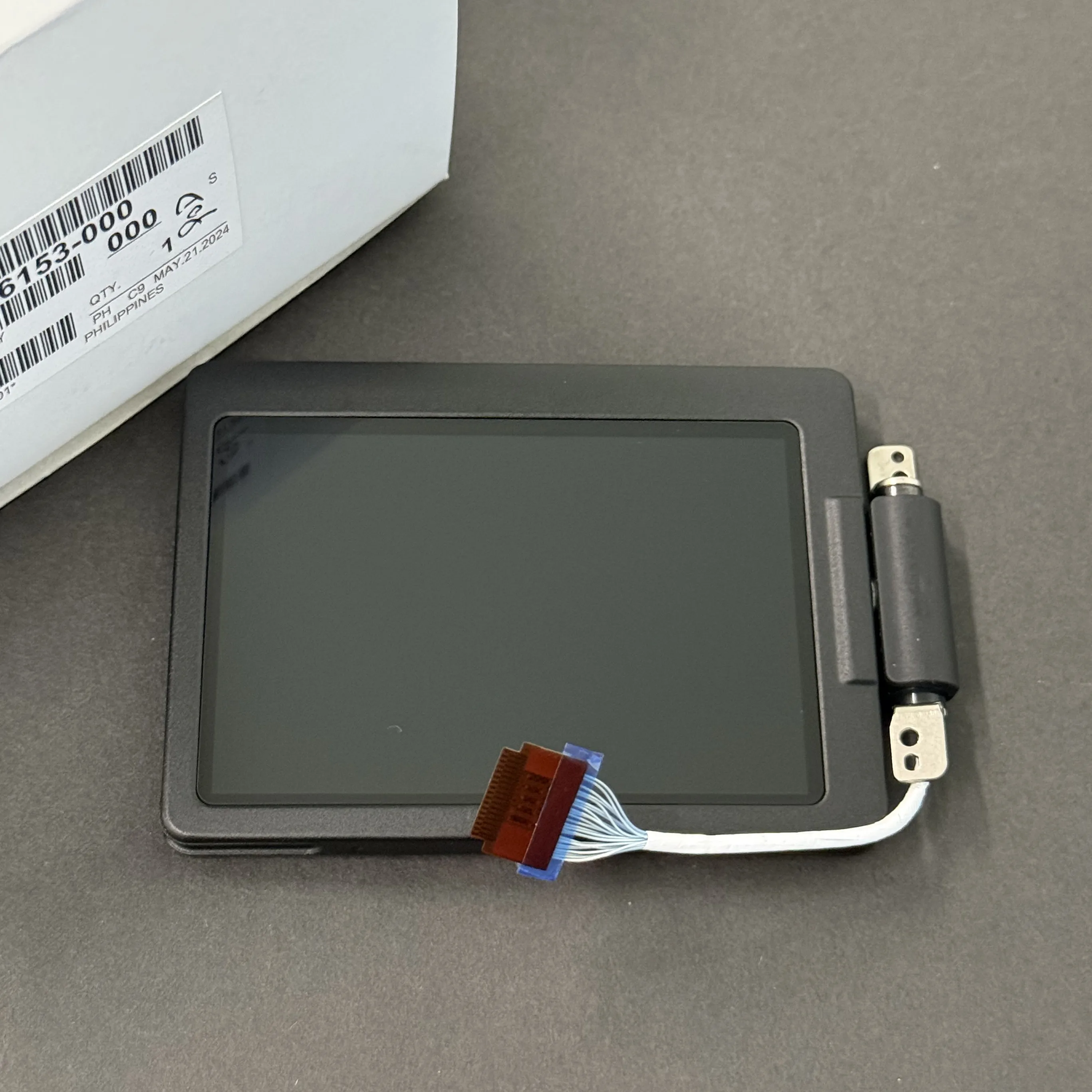 Nuevo conjunto de pantalla LCD con bisagra LCD y almohadillas de carcasa para Canon EOS 80D SLR