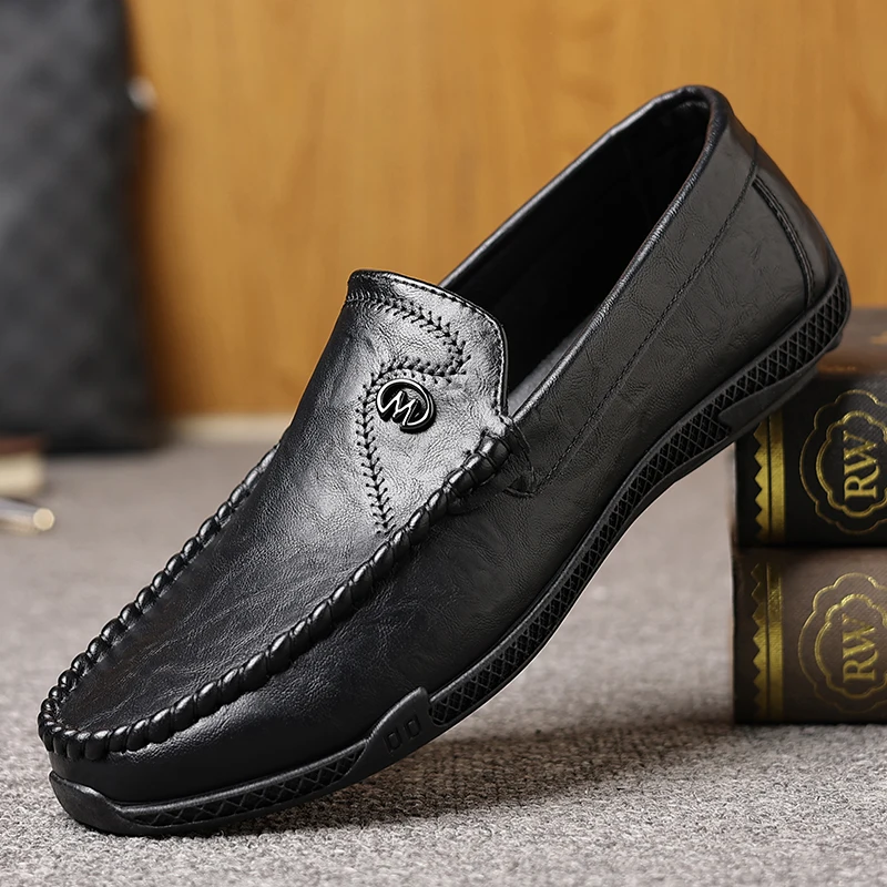 Genuine Leather Men Shoes Casual Luxury Brand Men Loafers Italian Moccasins Breathable Slip on Men Driving Shoes Chaussure Homme