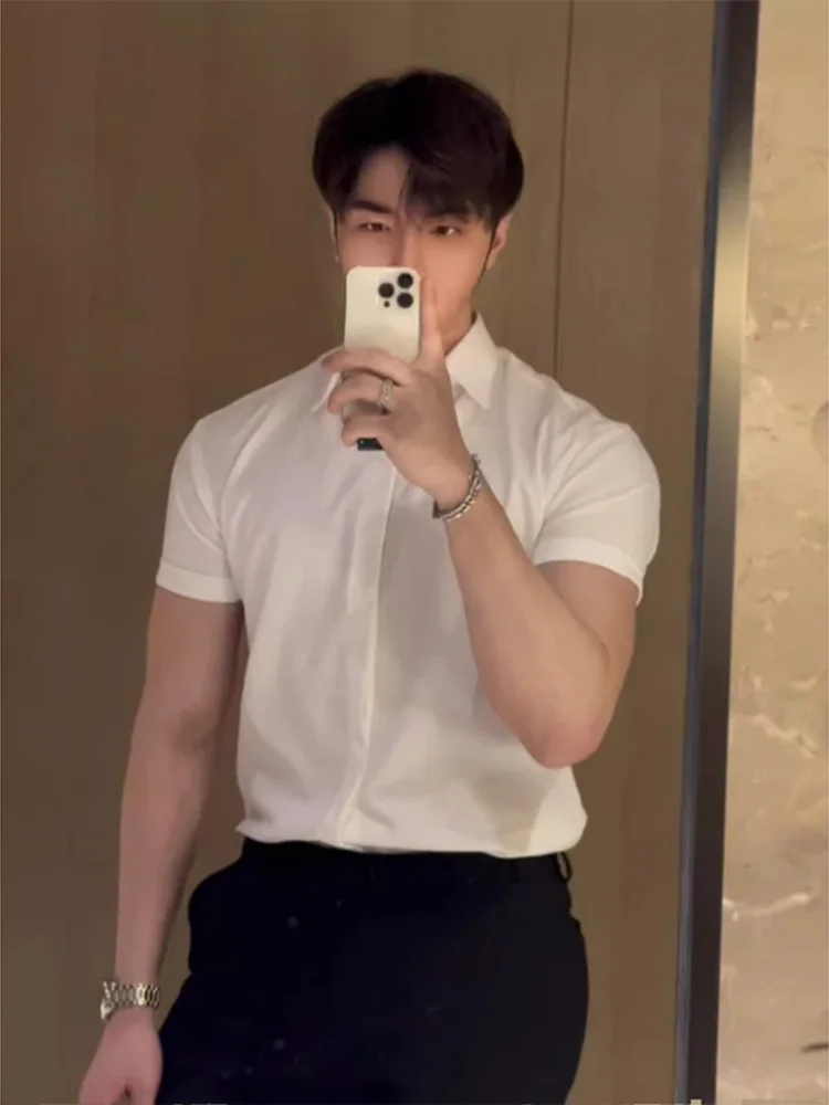 

Fitness Short Sleeve Shirt Men's Slim Fit Training Shirt Summer Thin Style Muscle Highlighting Casual Shirt Youth Trend Polye...