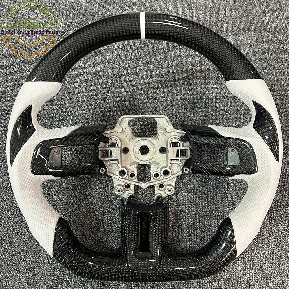 

Перфорированные кожаные колеса из углеродного волокна с полуперфорированной белой натуральной кожей, для руля Ford Mustang 2017-2024 гг.