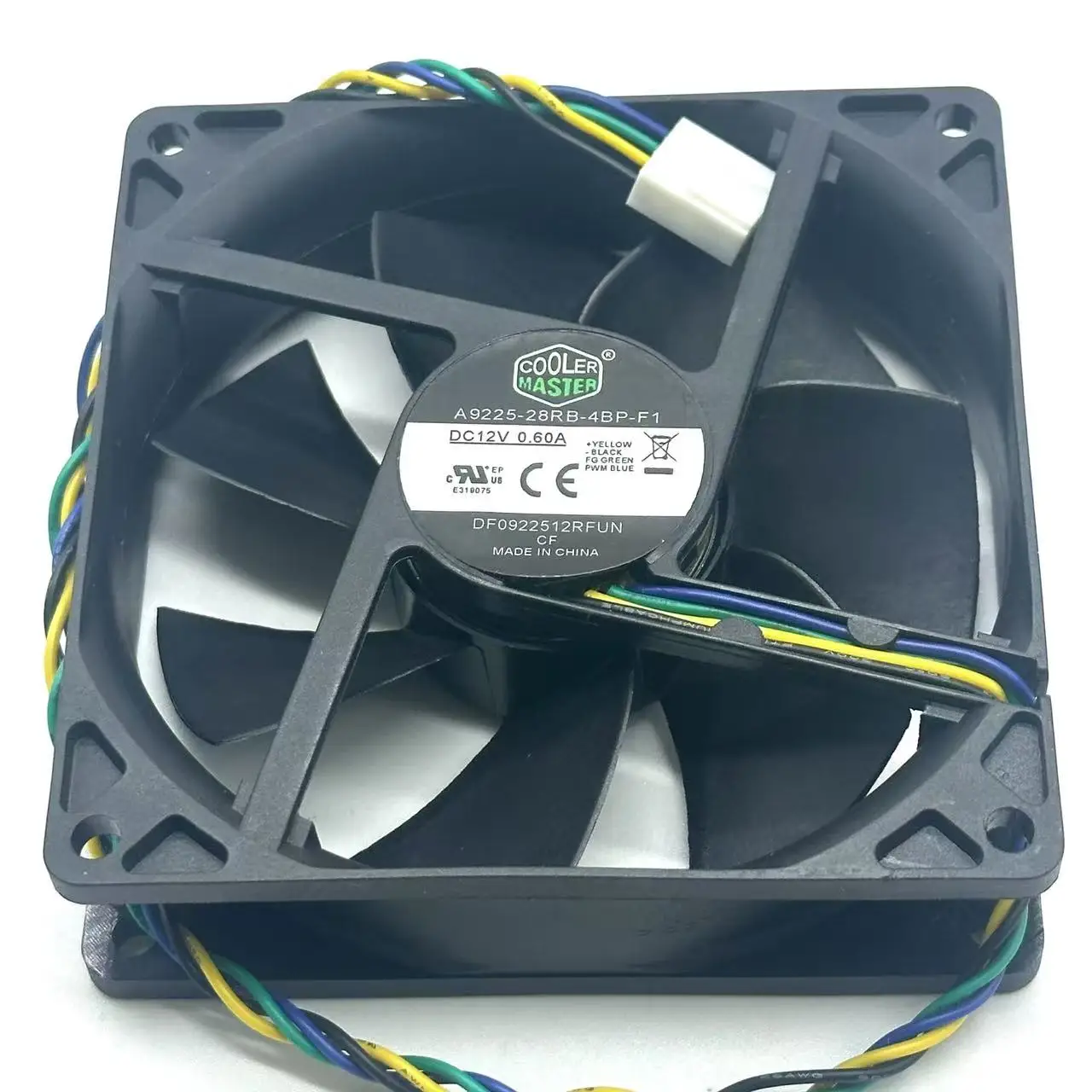 

Master A9225-28RB-4BP-F1 DC 12V 0.60A 90x90x25mm 4-Wire Cooling Fan