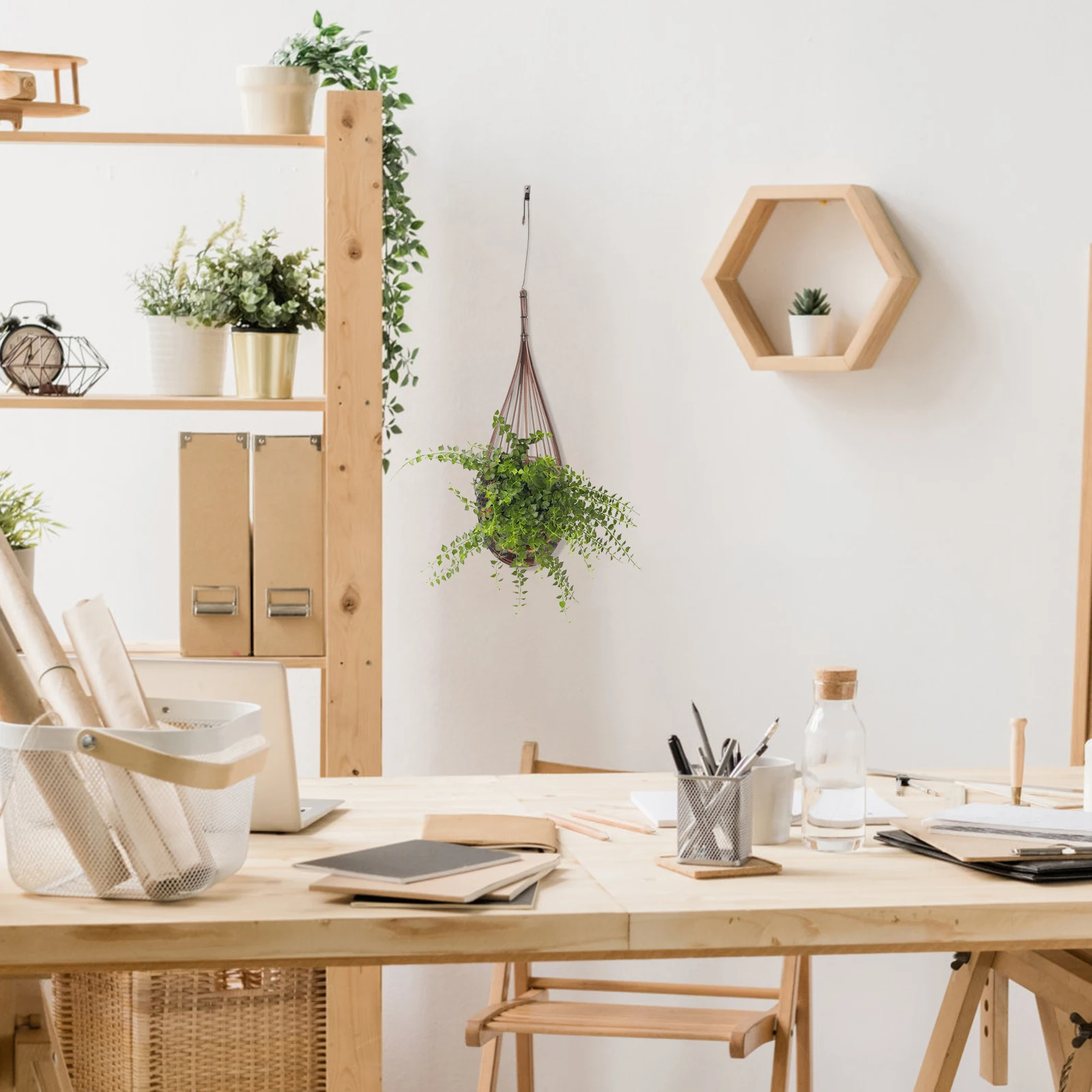 

Plastic Hanging Bamboo Flowerpot Multi-Purpose Hand-Woven Wall-Mounted Planter Basket Indoor Outdoor Decorative Hanging Flower