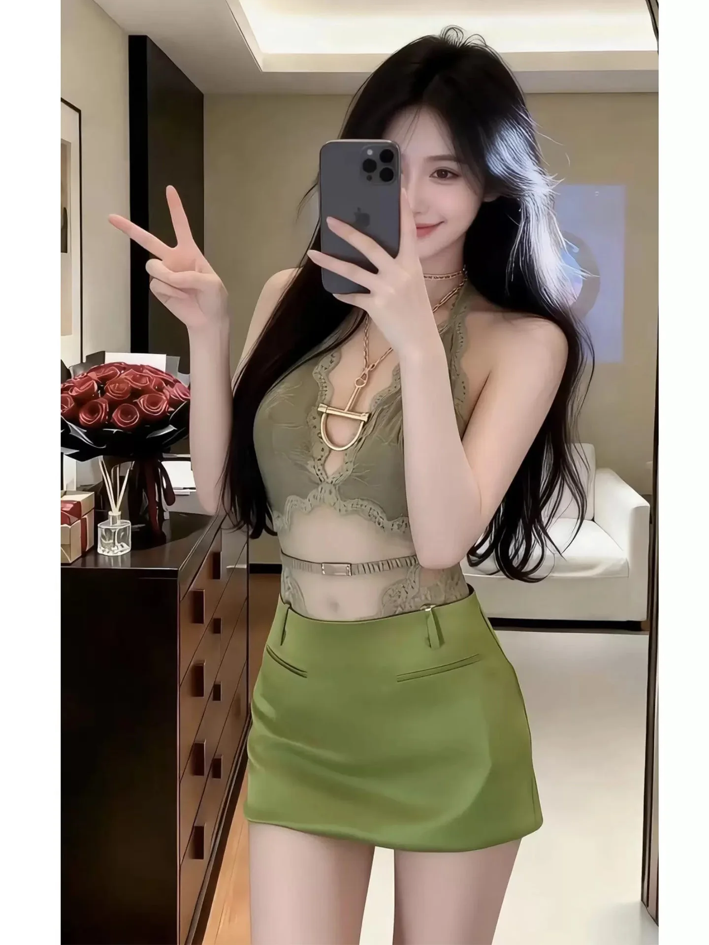 Conjunto de Top Halter con Cuello en V y Encaje, Talla Grande XZY, y Falda de Cintura Alta, Moda Primavera, Ropa Casual para Mujer, Verde