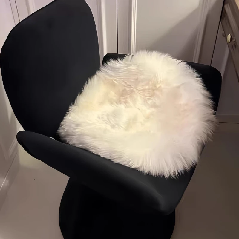 

Luxury Designer Makeup Chair for Women Dressing Table Seat Elegant Boudoir Stools Cream Color Upholstered Swivel Vanity Stool