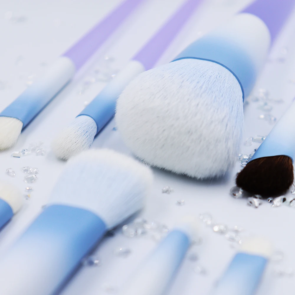 10 個プロフェッショナルメイクブラシセットアイシャドウブラシファンデーションメイクアップブラシブレンディングブラシ輪郭ソフト初心者向け