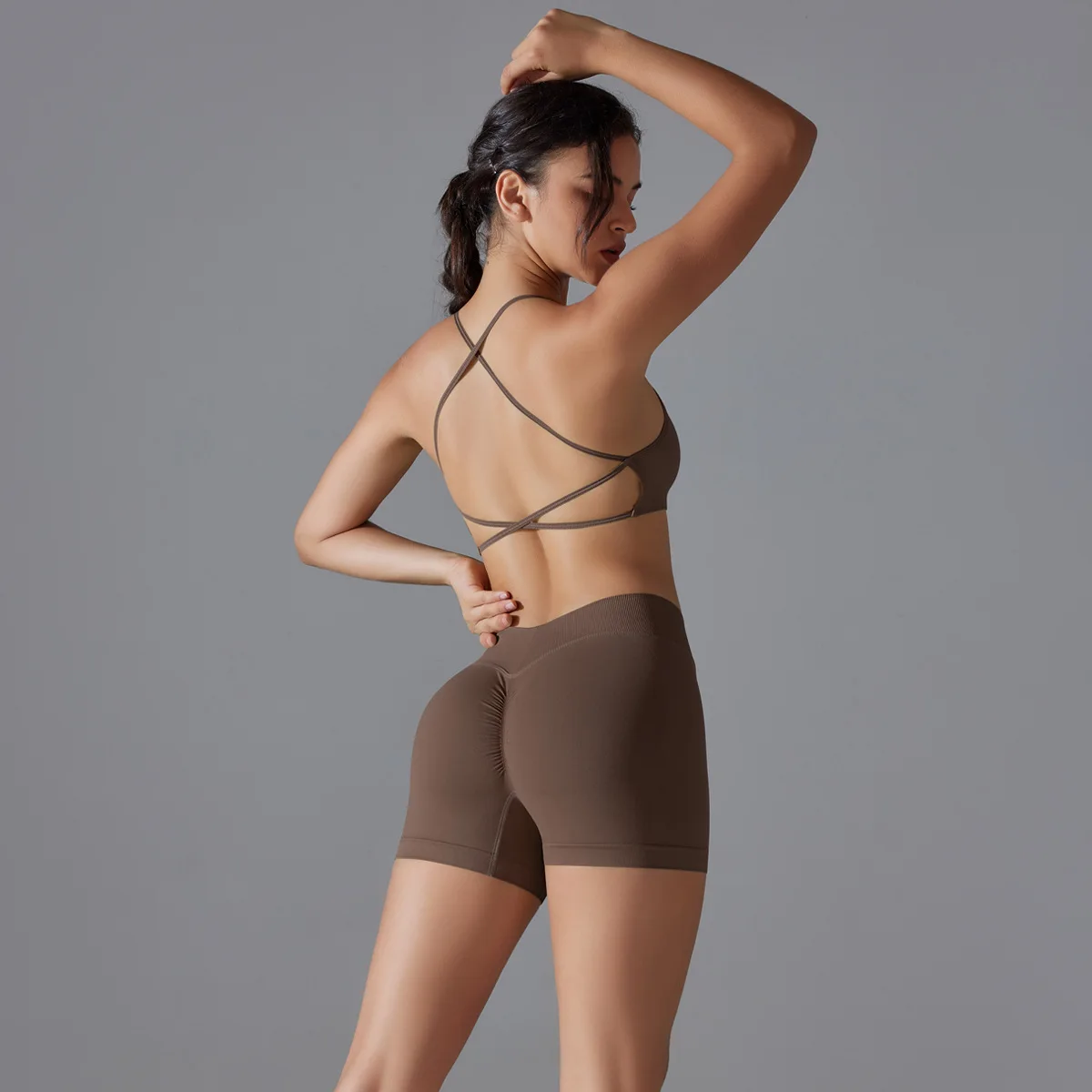 2 Pieces Yoga Set Women Seamless Gym Set Strappy Sports Bra and Yoga Shorts Suit Sexy Workout Sportswear Fitness Yoga Wear