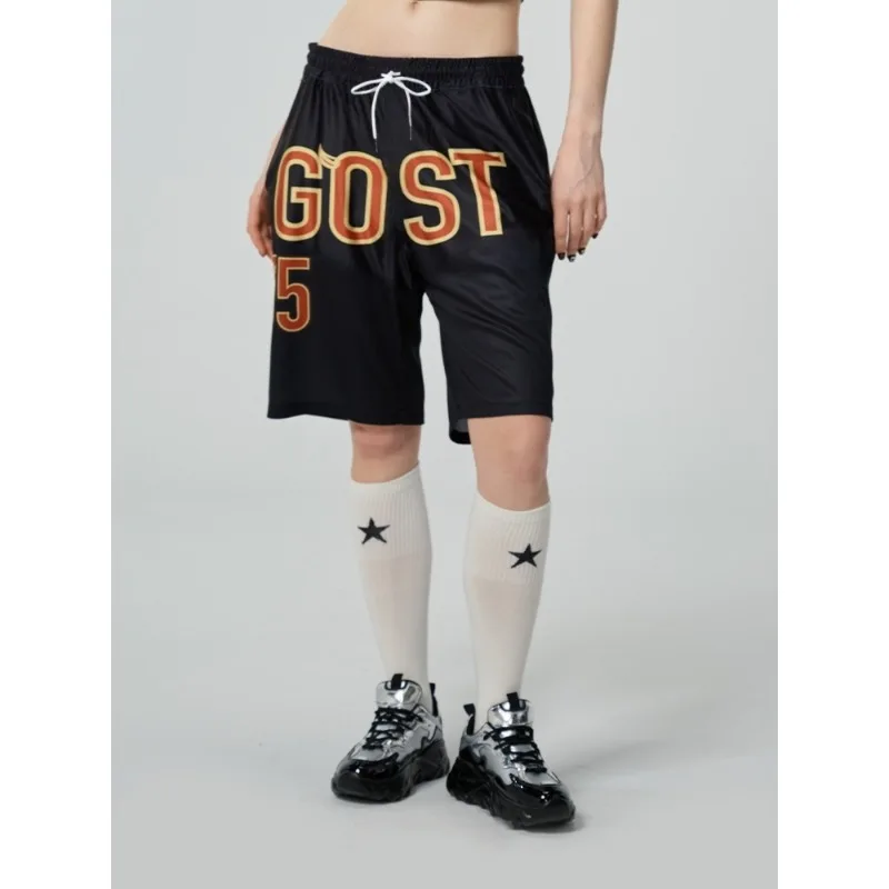 

Боксерские шорты с 3D-принтом и контрастными буквами, свободные и универсальные, дышащие и быстросохнущие для мужчин и женщин.