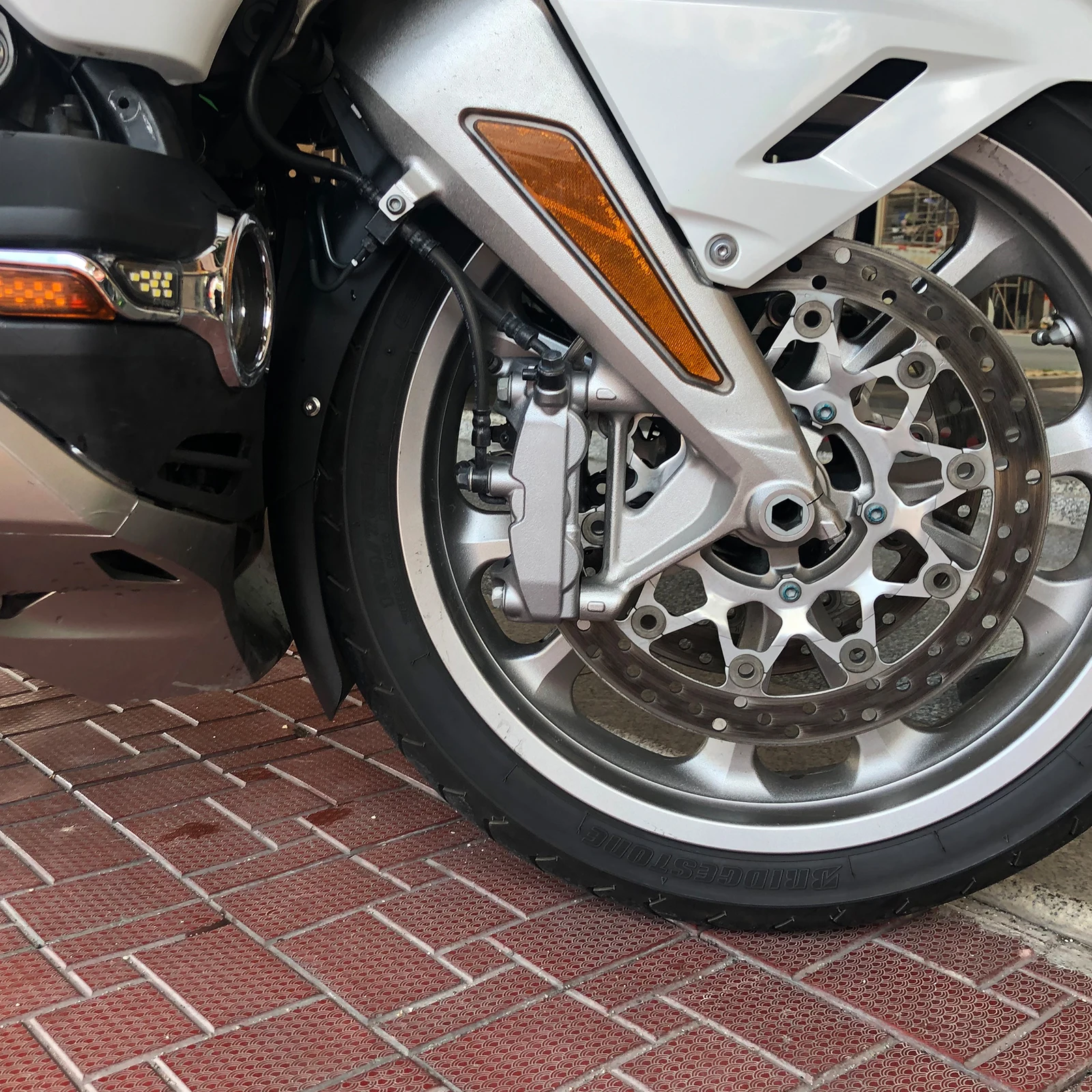 KR MOTO For Honda Goldwing GL1800 GoldWing GL1800 2018-2023 Motorcycle Front Mudguard Extension Fender Extender Mud Splash Cover