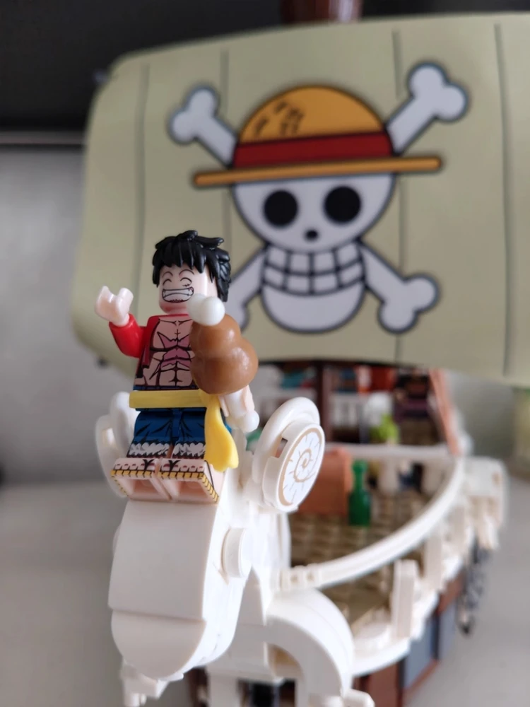 Neues One Piece Going Merry Piratenschiff Baustein-Set, Montage-Spielzeugmodell, Sammlerfigur, Anime-Geschenk für Jungen, Kinder und Fans