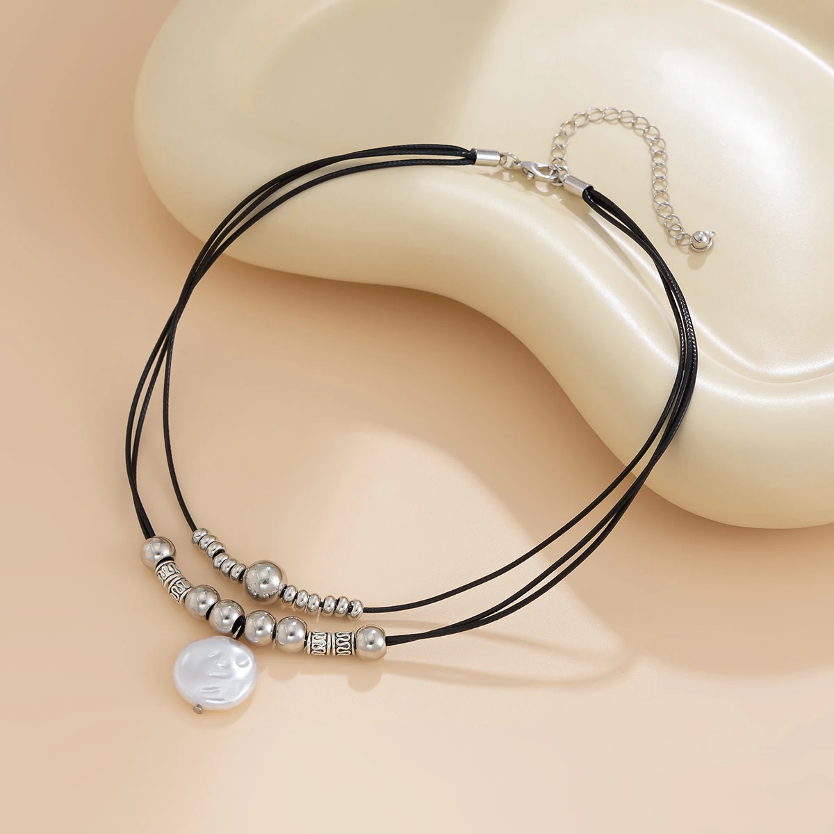 KunJoe Vintage Multilayer Leather Rope Chain Plastic Beads Choker Short Necklace Women Simple Imitation Pearl Pendant Necklace