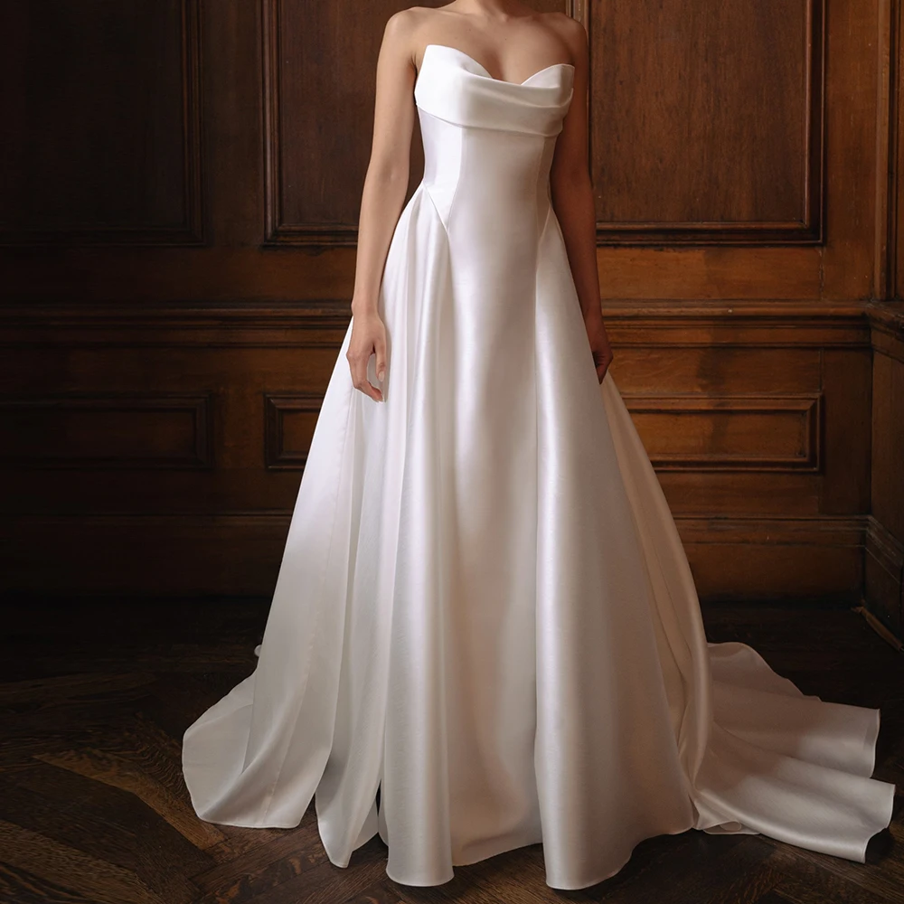 

Classic and Formal Sweetheart A-Line Solid Color Satin Buttons Back Wedding Dress Floor Length Sleeveless Sweep Train Pleat Gown