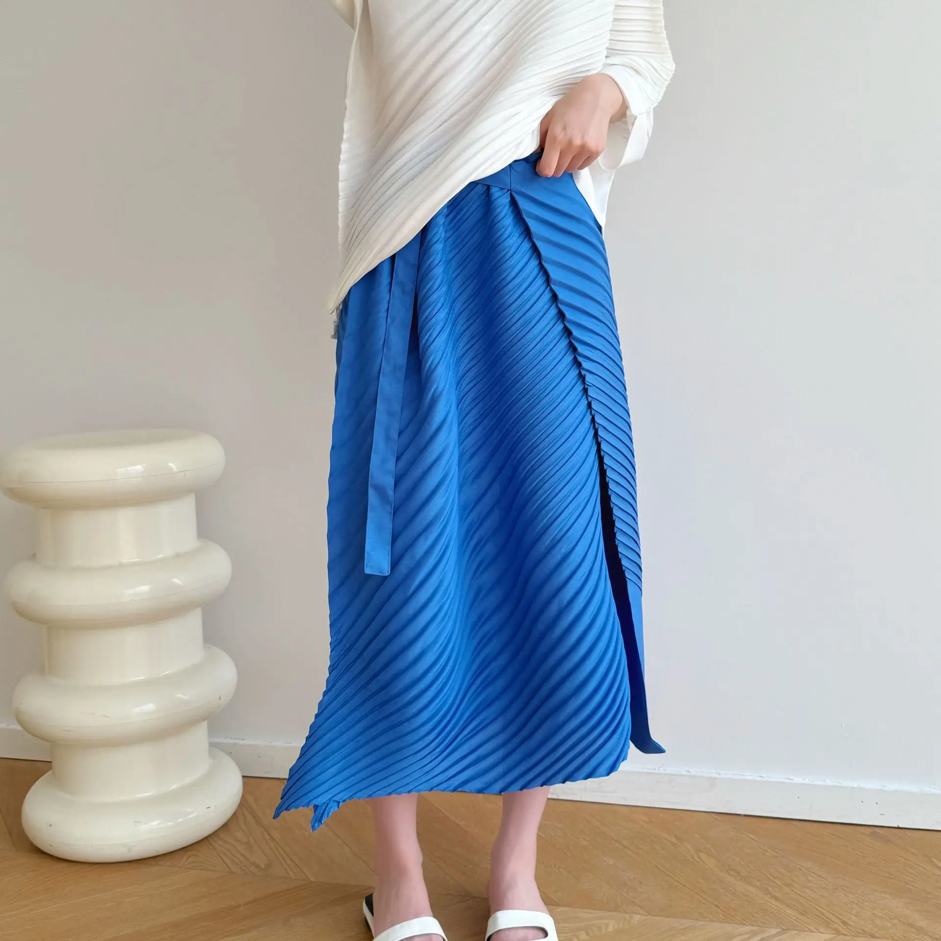 Women Royal Blue Pleated Midi Skirt with High Waisted Pleated Elastic Fabric Design Elegant Casual Office Wear Spring Summer
