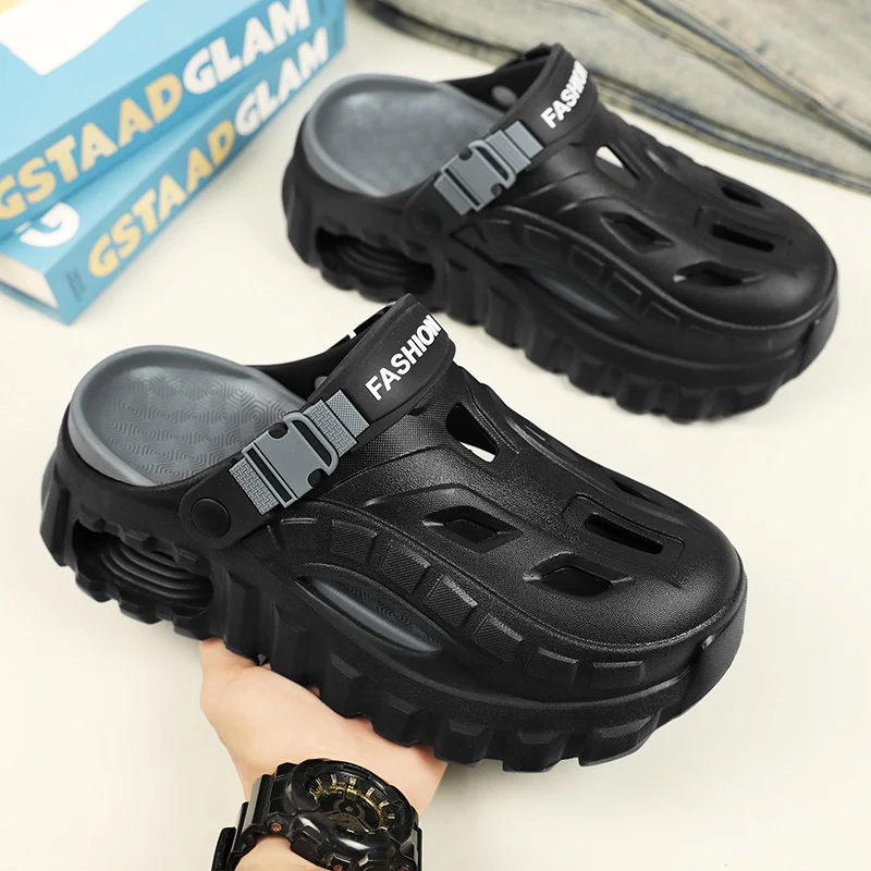 

Casual Men's Summer Outdoor Wearable Slippers Soft Bot Anti-Slip Large Size 45 Sandals Comfortable EVA Material Thi Heel