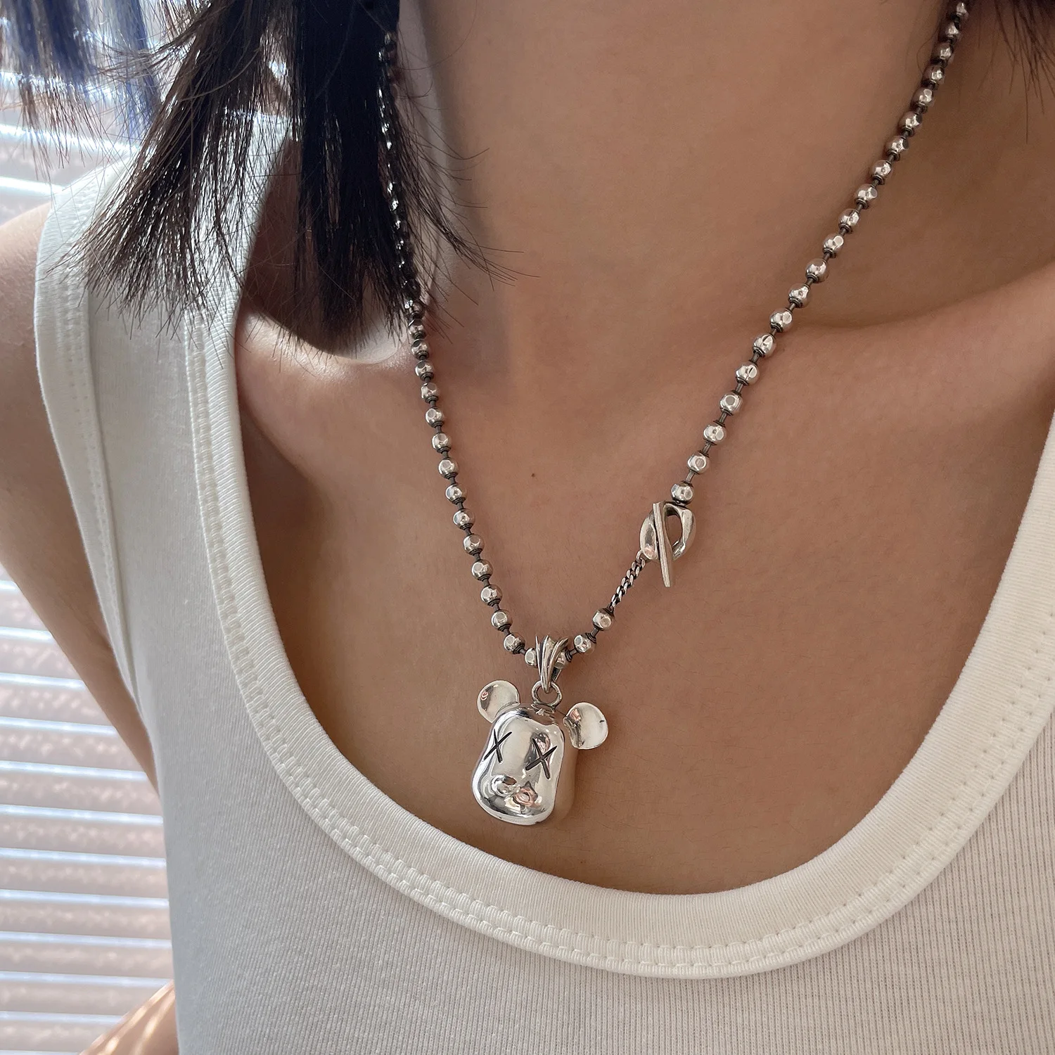 New mechanical bear female vintage fashion round beads OT buckle collarbone chain hip hop creative sweater chain