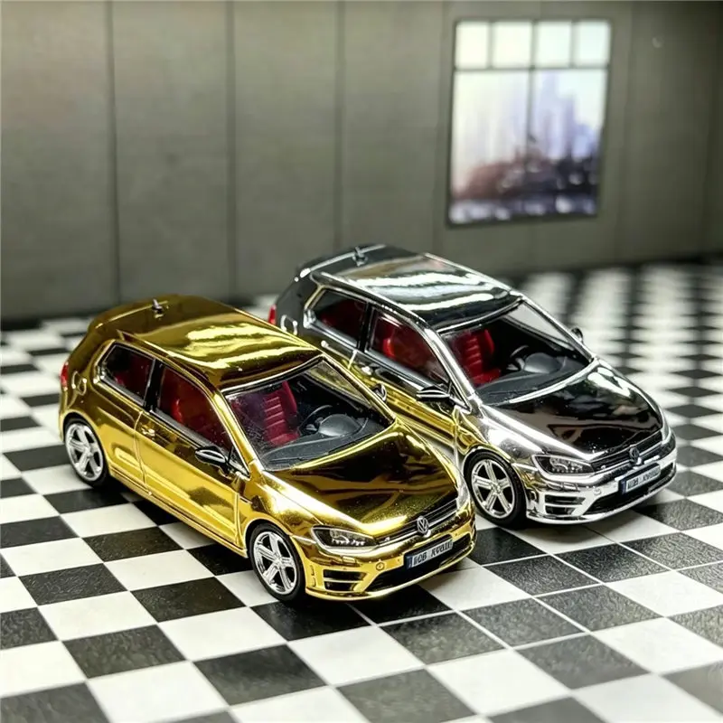 Modelo de Carro Esportivo em Liga 1:64 Golf R GTI MK7 7R, Miniatura de Carro de Corrida em Metal com Alta Simulação, Presente para Crianças