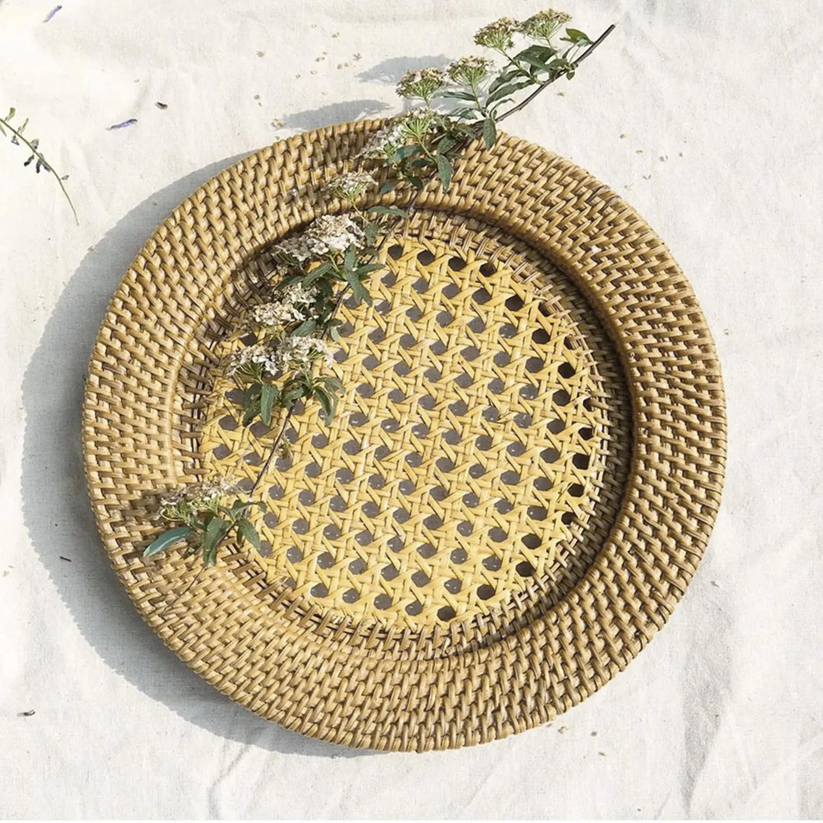 

Serving Plates Round Rattan Charger Platter Multipurpose Counter Fruit and Bread Tray for Party Countertop Coffee Table Bathroom
