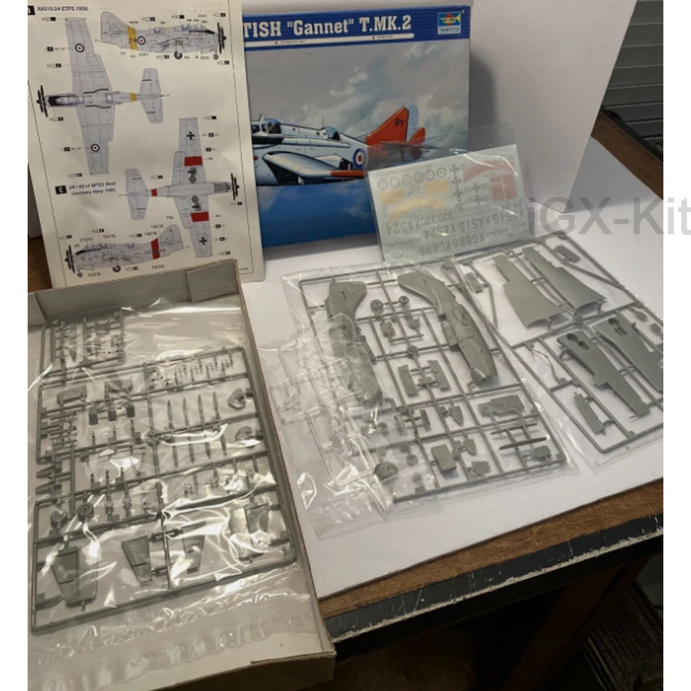 

Trumpeter 01630 масштаб 1:72, британский Fairey Gannet T MK 2, антиподводный самолет, пластиковая сборная модель, строительный комплект