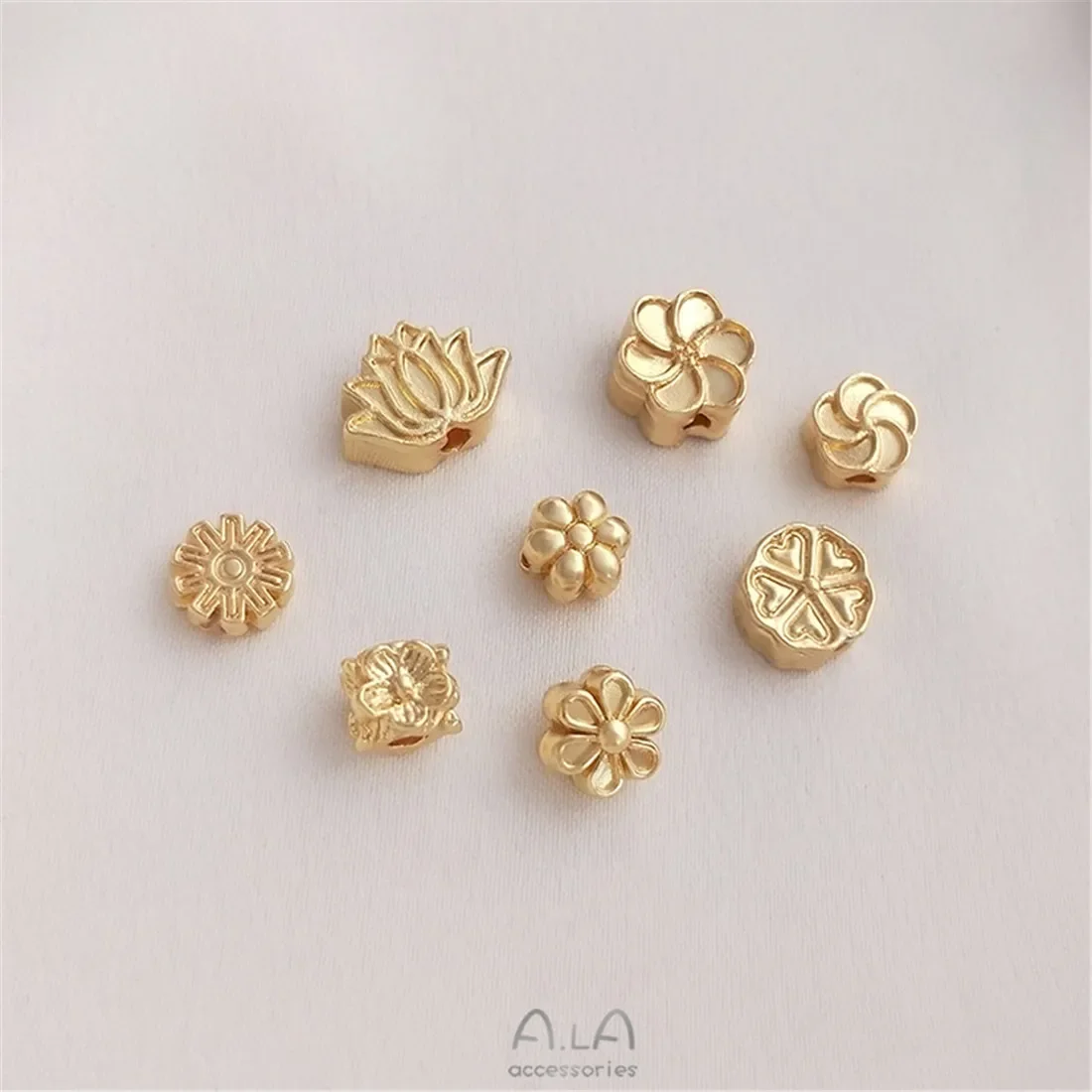 14K Gold Peach Blossom Plum Blossom Lotus Flower Separated Beads Through Hole Loose Beads DIY Bracelet Necklace Jewelry Material