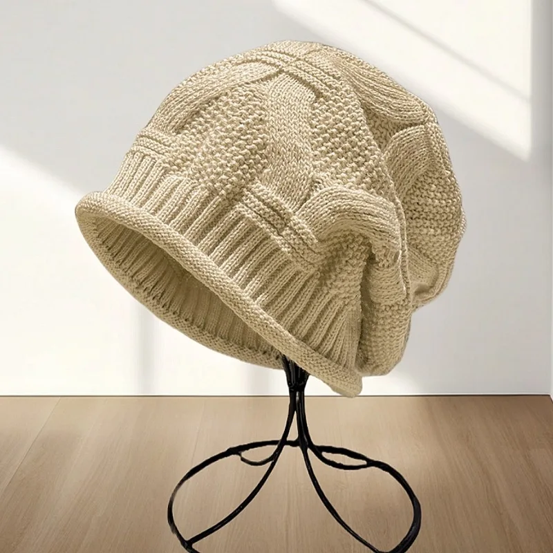 New Style Knitted Beanie with Rolled Edges, Women's Single-Layer Thin Cold Weather Hat, Makes the Face Look Smaller