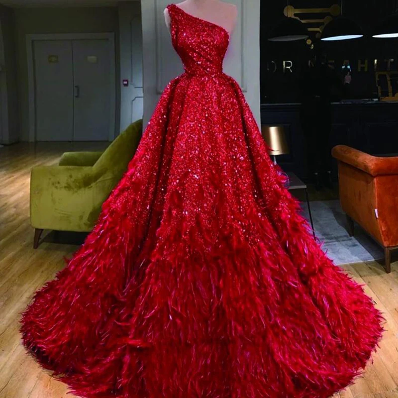 2024 Newest Red Feather One Shoulder Ball Gown Prom Dresses Sparkly Sequins Party Dresses Dubai Celebrity Dress Vestidos