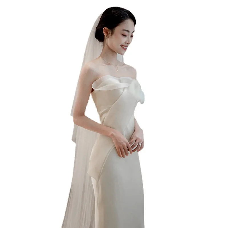 

J34 Strapless satin wedding dress, simple and slim