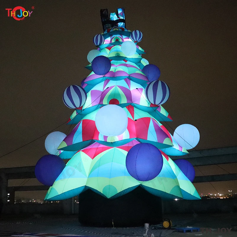 Albero di Natale gonfiabile gigante all'aperto da 40 piedi con palline multicolori e stelle Decorazione per feste Palloncino gonfiabile per alberi di Natale