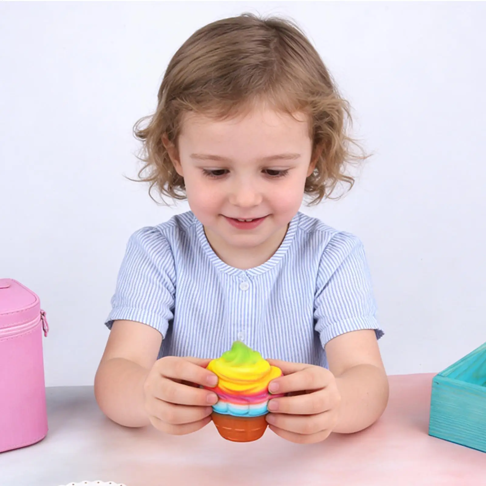 

Игрушки-антистресс: имитация мороженого, симулятор еды, игрушка для снятия стресса для детей, подростков, взрослых, учителей, родителей, для дома и офиса