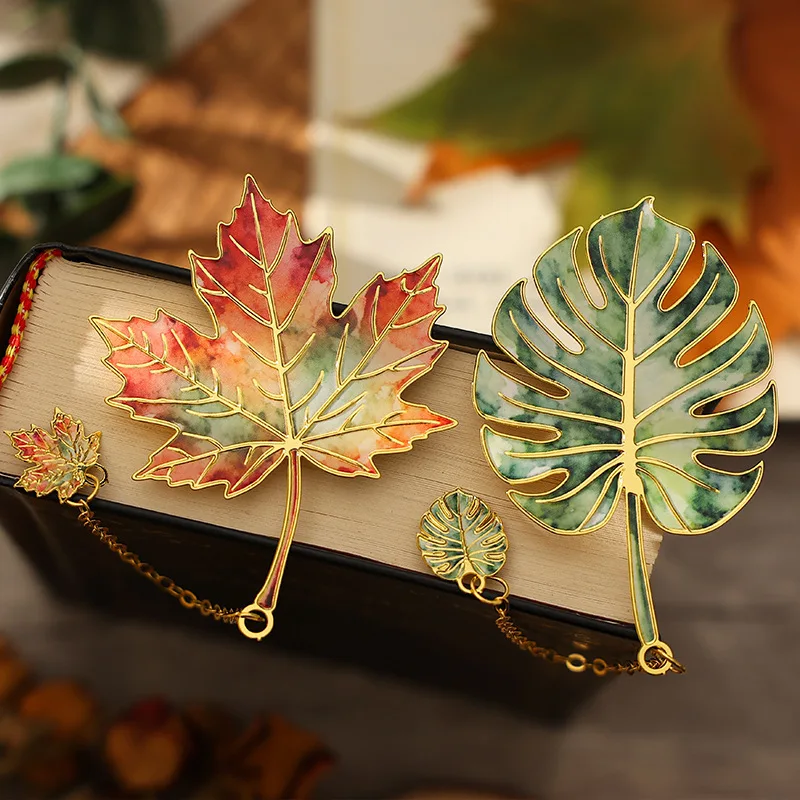 1PC Vintage Leaf Bookmark with Metal Pendant Ideal Gift for Book Lovers, Suitable for Students, Teachers, and Authors